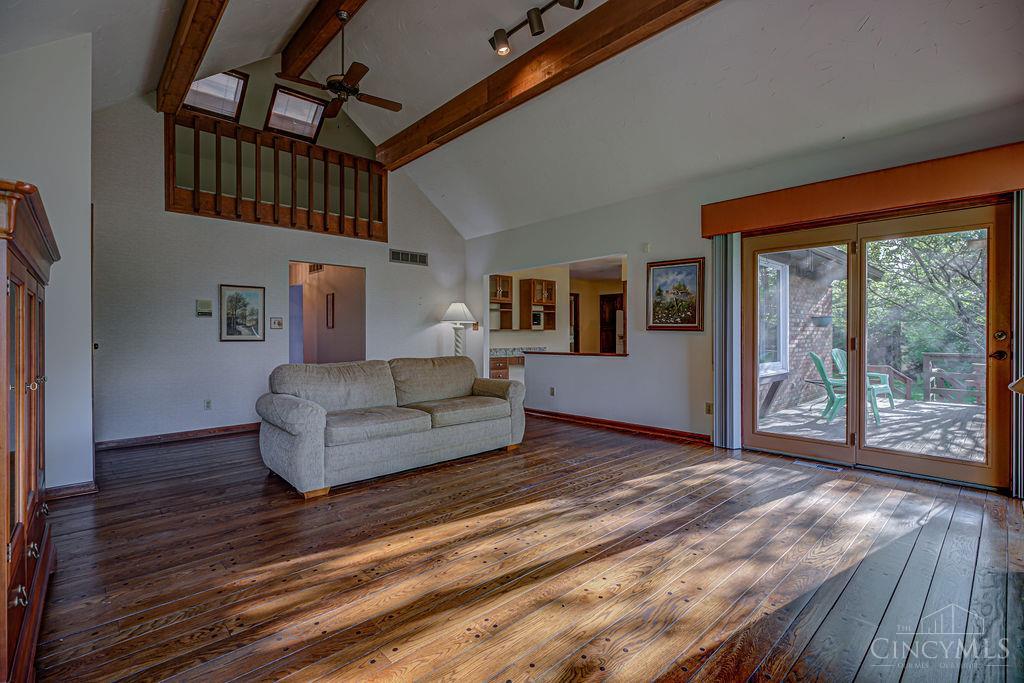 6215 Daleview Road Cincinnati, OH 45247 - Photo 13 of 74 Gallery Image 13