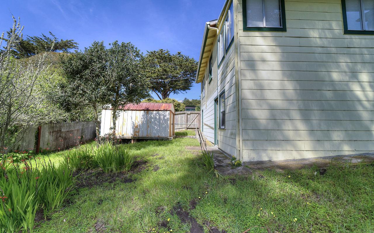 358 Clifton Road Pacifica, CA 94044 - Photo 15 of 22