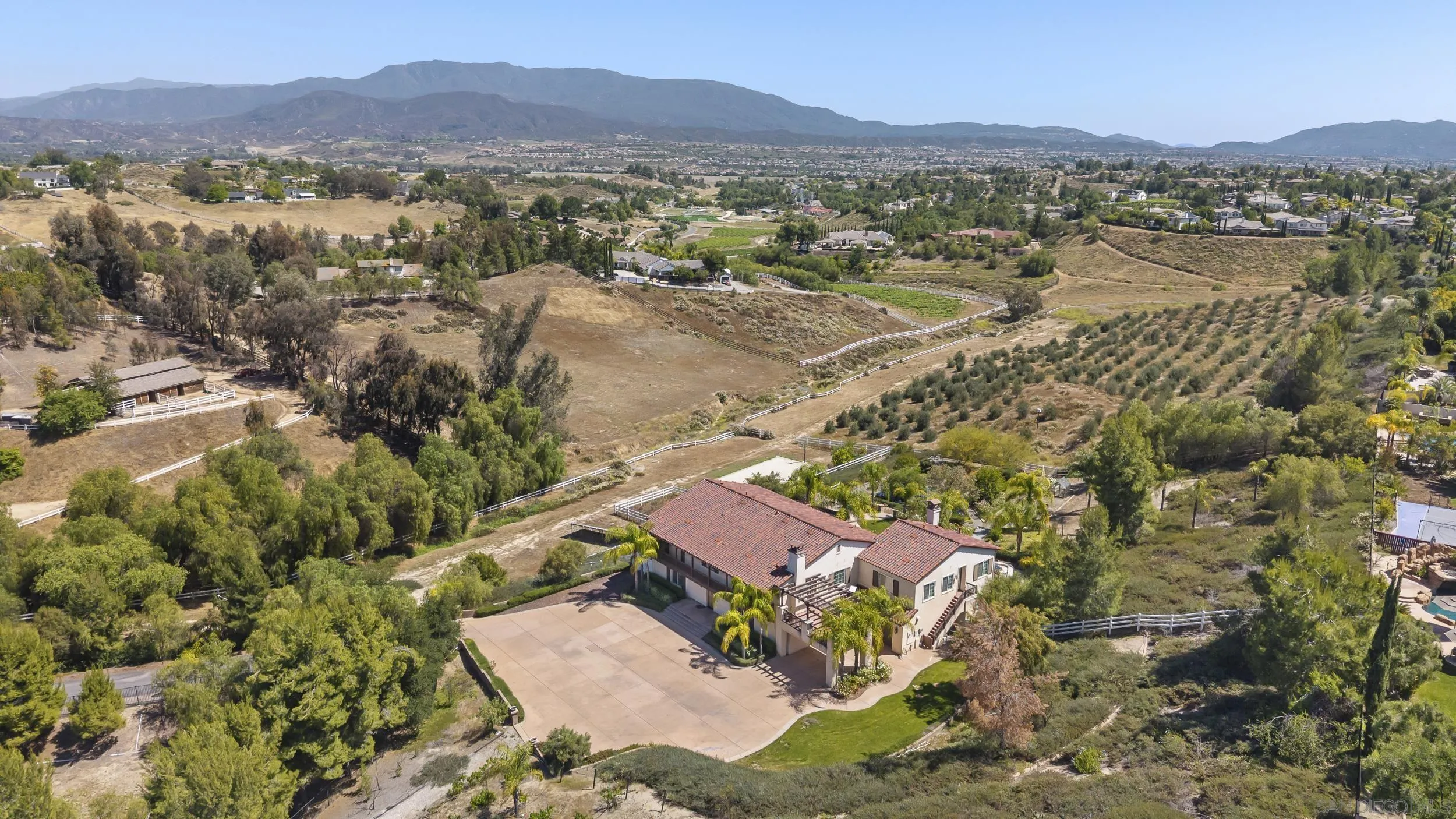 41455 Vía Del Monte Temecula, CA 92592 - Photo 70 of 75