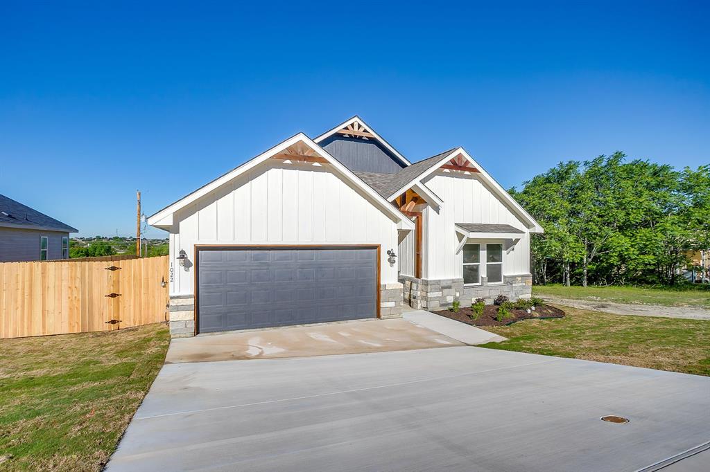 1022 Lakeview Ridge White Settlement, TX 76108 - Photo 2 of 38