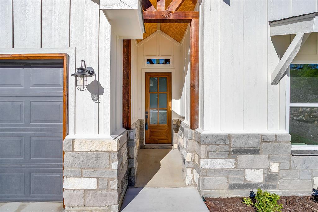 1022 Lakeview Ridge White Settlement, TX 76108 - Photo 6 of 38