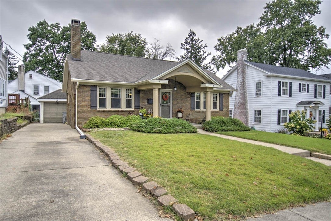 1613 West Riverview Avenue Decatur, IL 62522 - Photo 2 of 34 Gallery Image 2