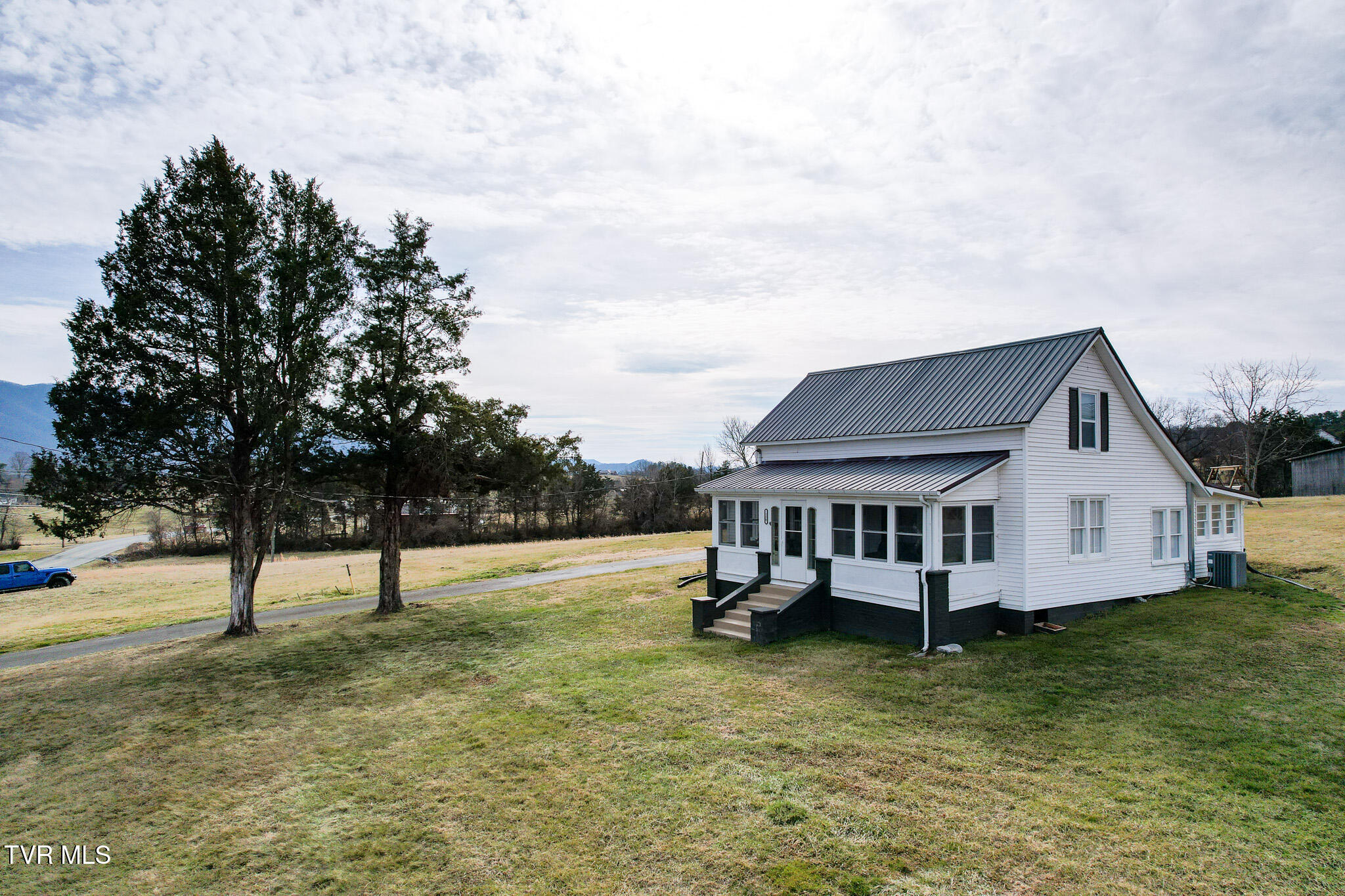 150 Camp Creek Road Greeneville, TN 37743 - Photo 5 of 58 DJI_0011