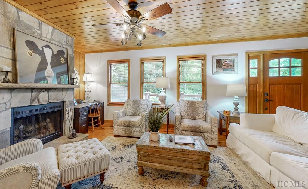 100 Wyanoak Road Highlands, NC 28741 - Photo 12 of 29 Gallery Image 12