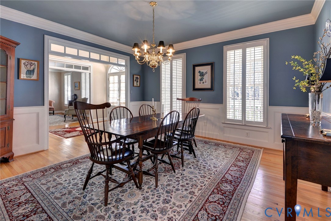 1613 River Ridge Williamsburg, VA 23185 - Photo 26 of 82 Dining area with light wood-style floors, ornament