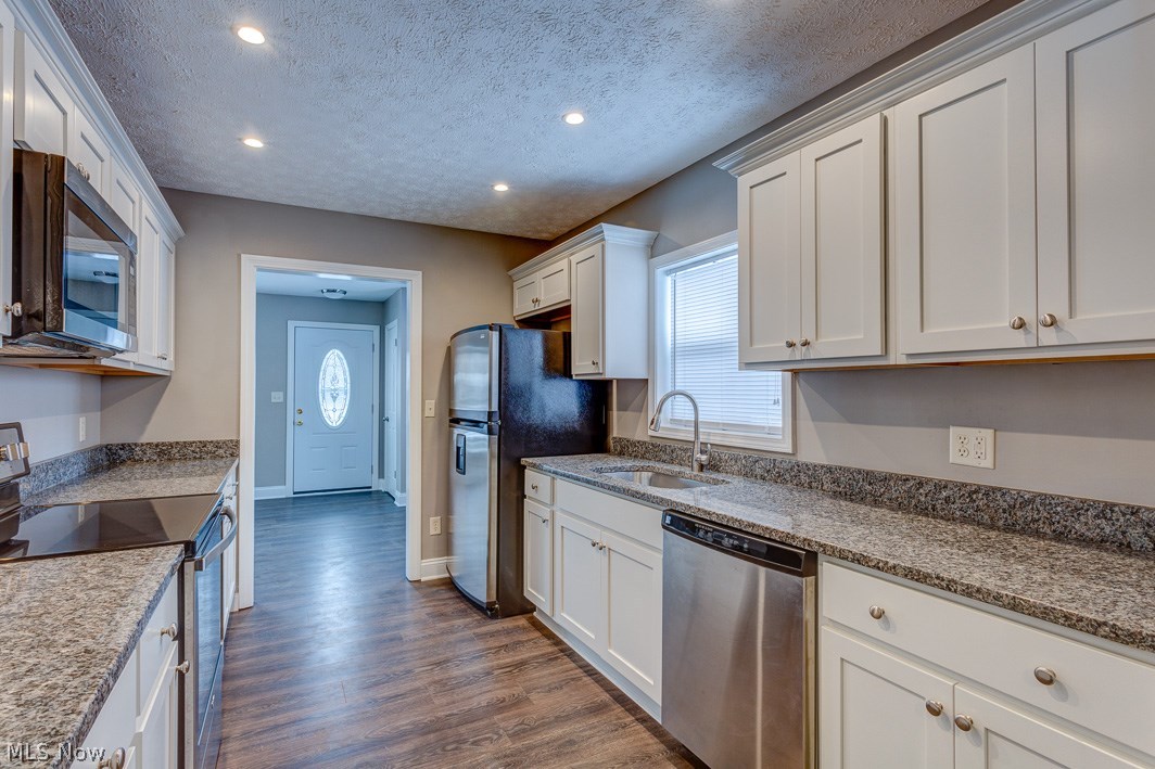1900 Green Road Madison, OH 44057 - Photo 11 of 22