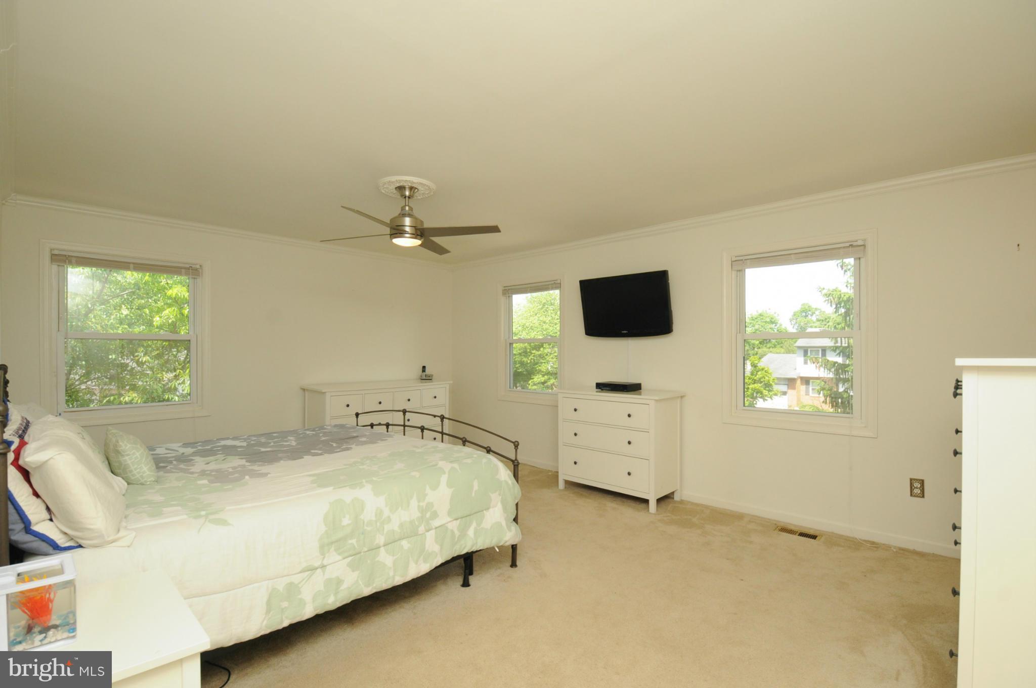 8537 Stonewall Road Manassas, VA 20110 - Photo 22 of 30 Bedroom (Master)