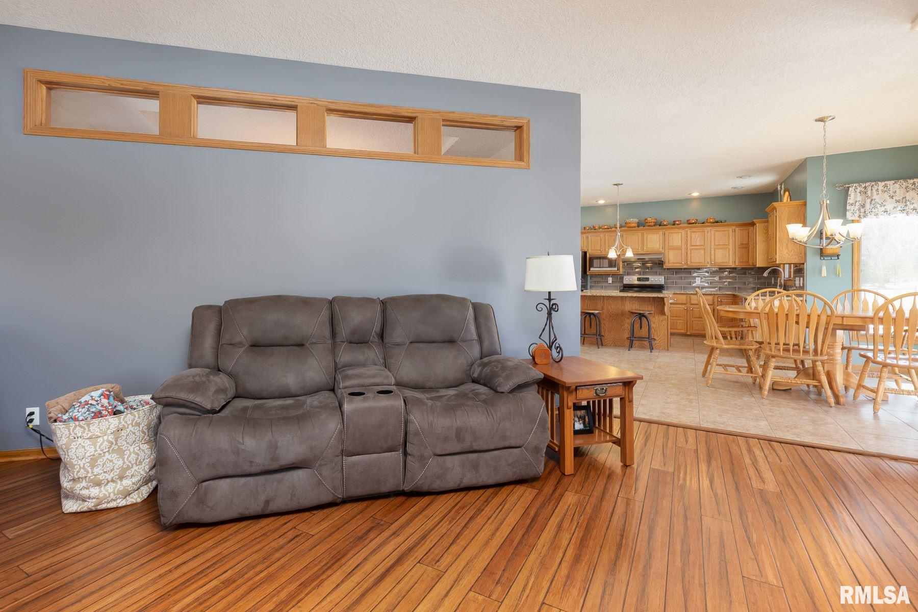 5210 Remington Road Bettendorf, IA 52722 - Photo 18 of 37 Gallery Image 18