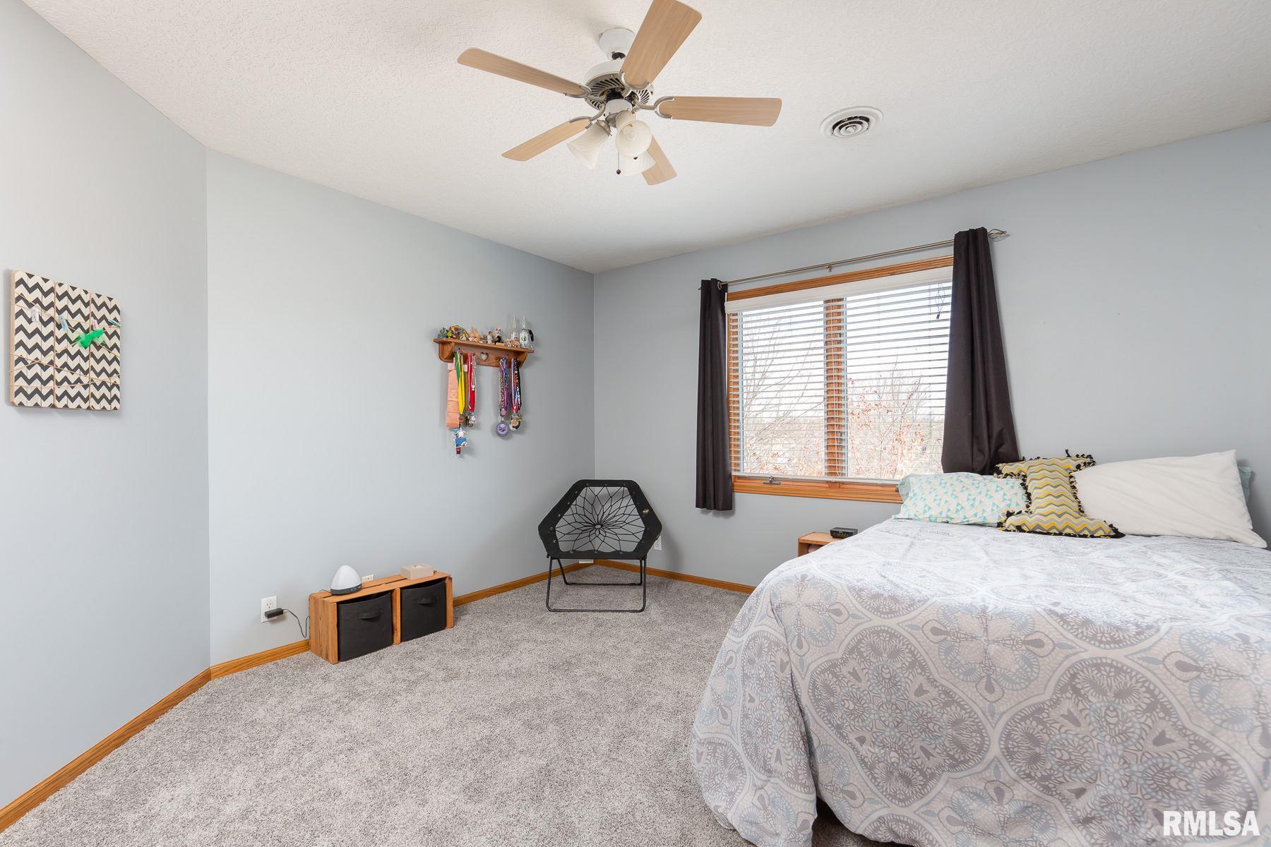 5210 Remington Road Bettendorf, IA 52722 - Photo 19 of 37 Gallery Image 19