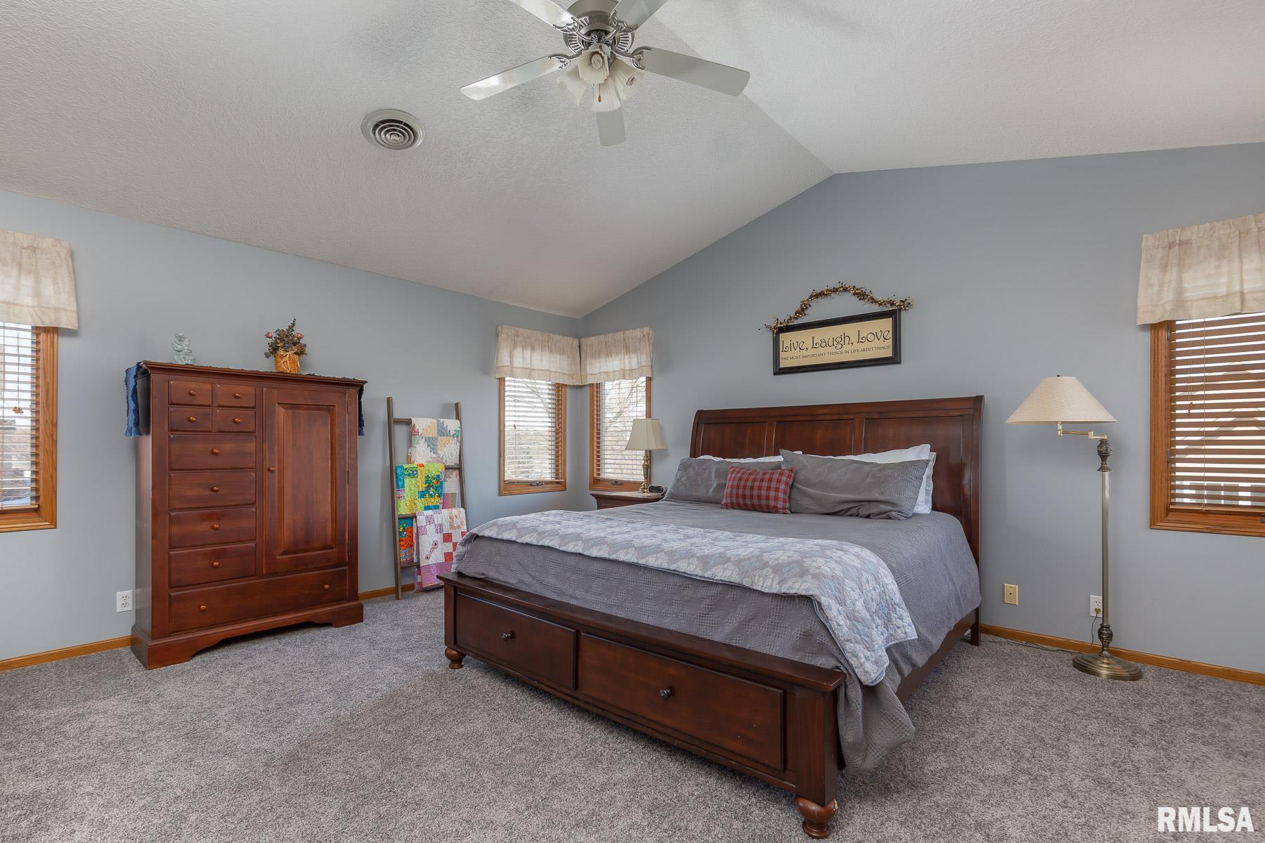 5210 Remington Road Bettendorf, IA 52722 - Photo 24 of 37 Gallery Image 24