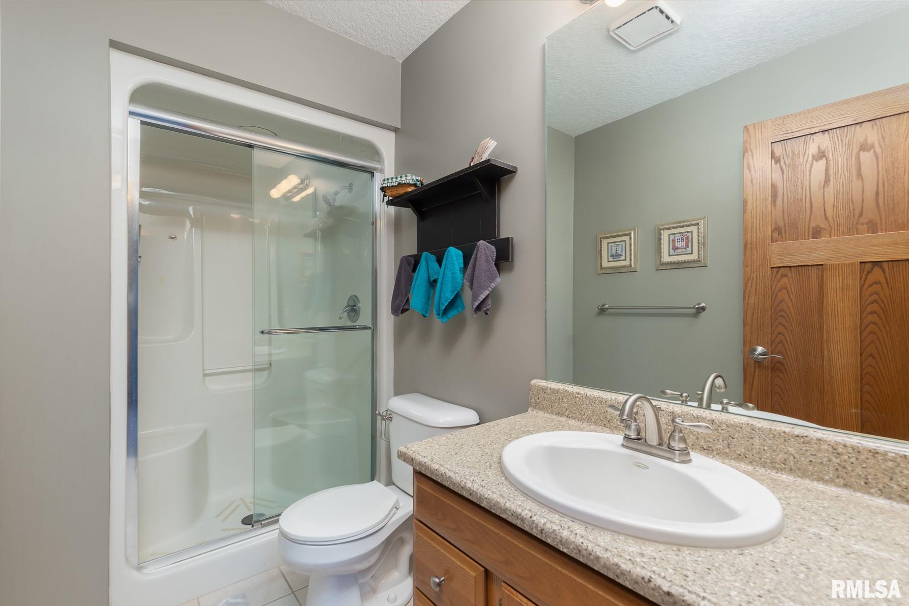 5210 Remington Road Bettendorf, IA 52722 - Photo 28 of 37 Gallery Image 28