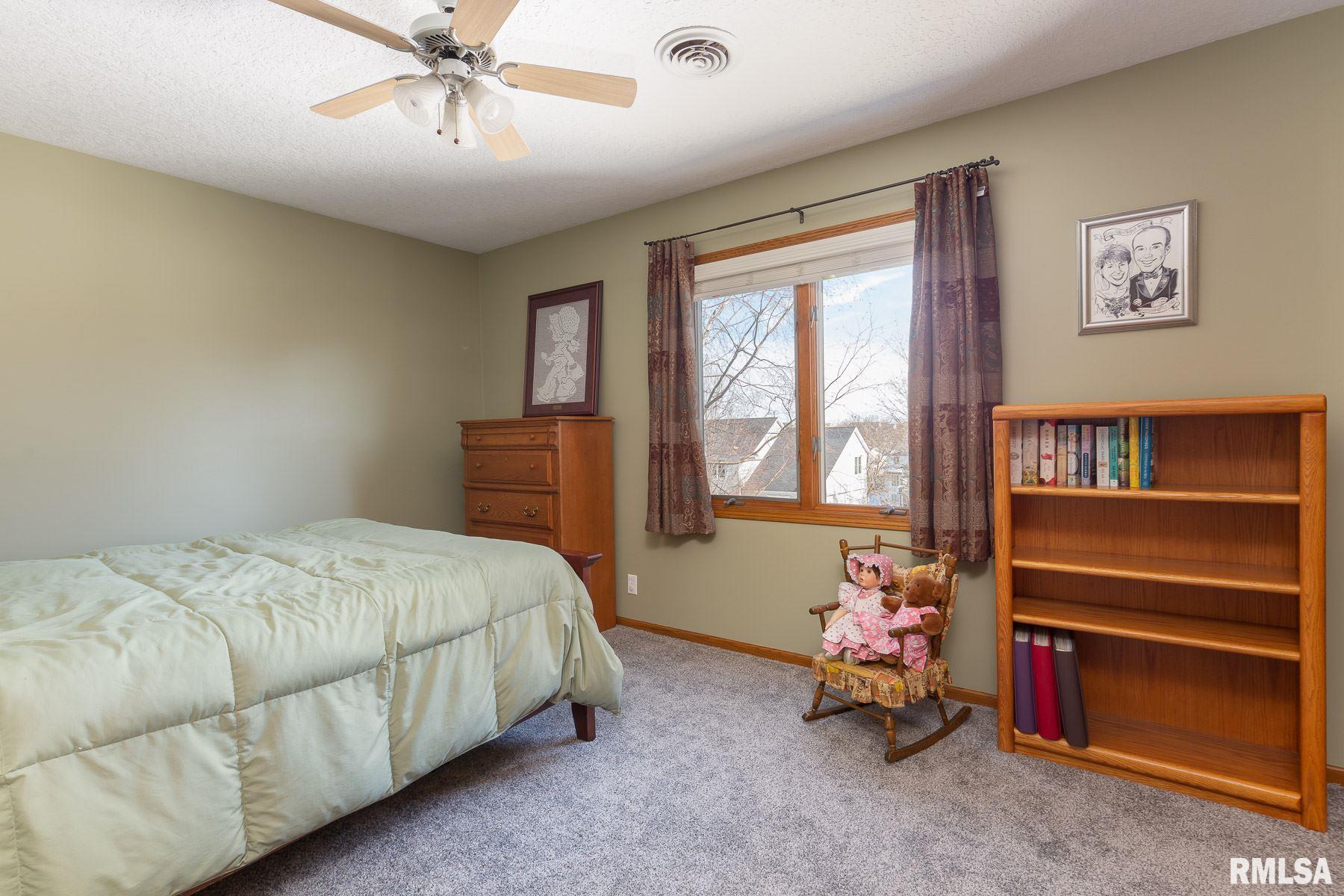 5210 Remington Road Bettendorf, IA 52722 - Photo 30 of 37 Gallery Image 30