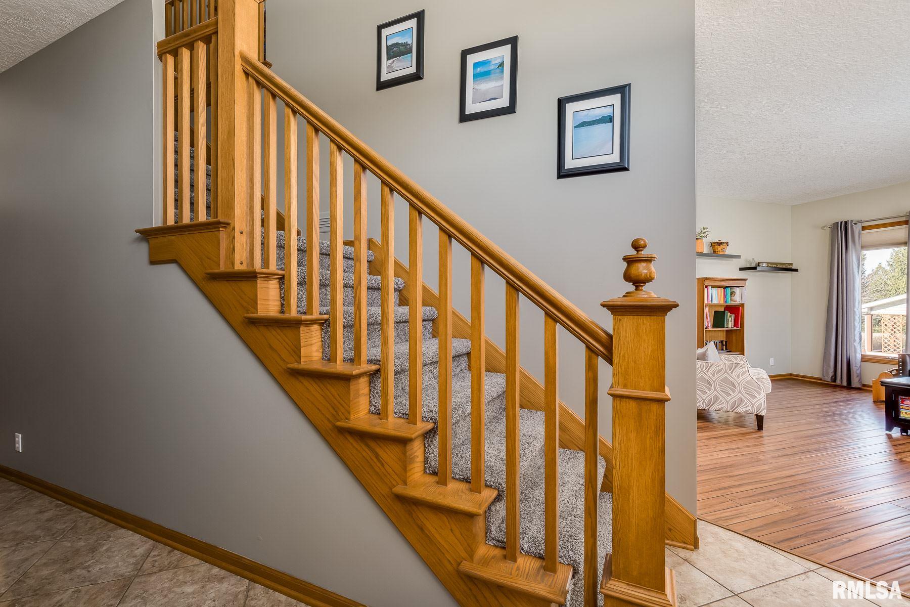 5210 Remington Road Bettendorf, IA 52722 - Photo 4 of 37 Gallery Image 4