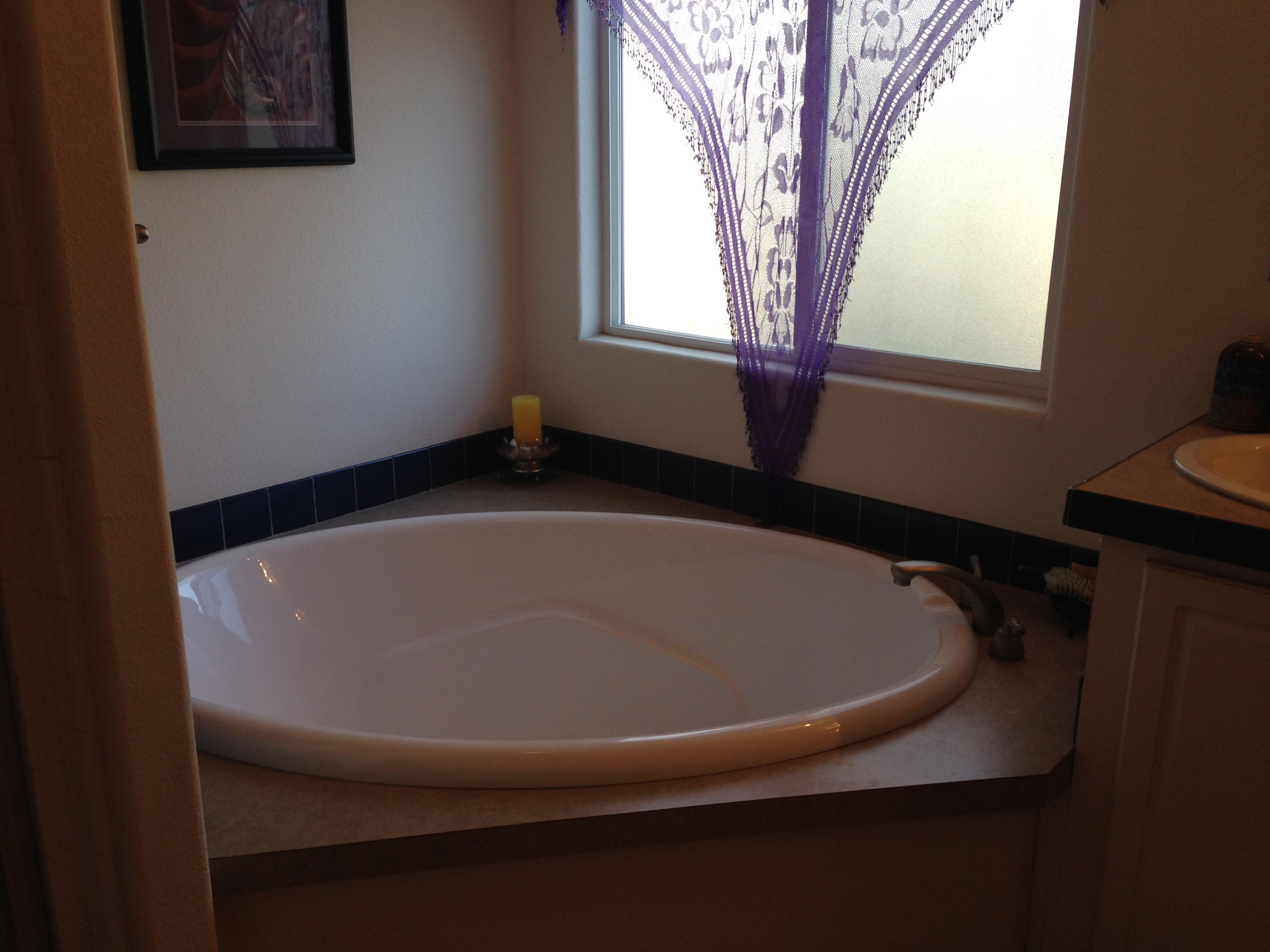 12171 Cinder Road Redding, CA 96003 - Photo 8 of 23 Master Bath