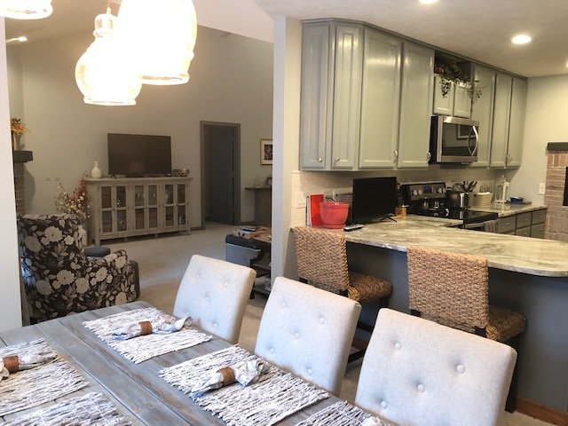 6527 Mission Ridge Traverse City, MI 49686 - Photo 11 of 37 1857771-10.JPG