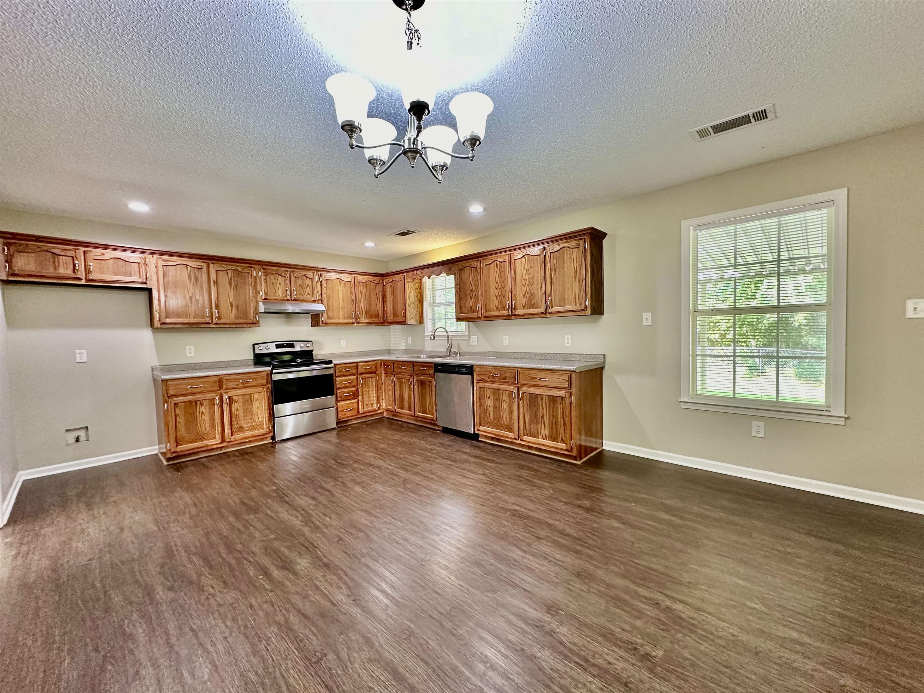 3536 Ray Bluff Road Millington, TN 38053 - Photo 2 of 17 a view of kitchen with sink and microwave