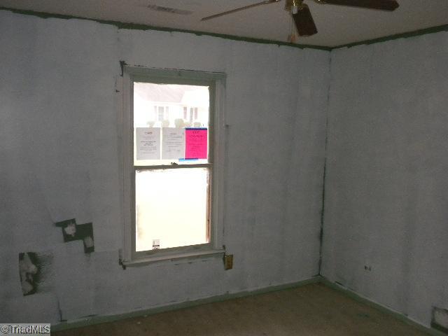 3523 Markham Road Greensboro, NC 27405 - Photo 5 of 7 1st Bedroom.