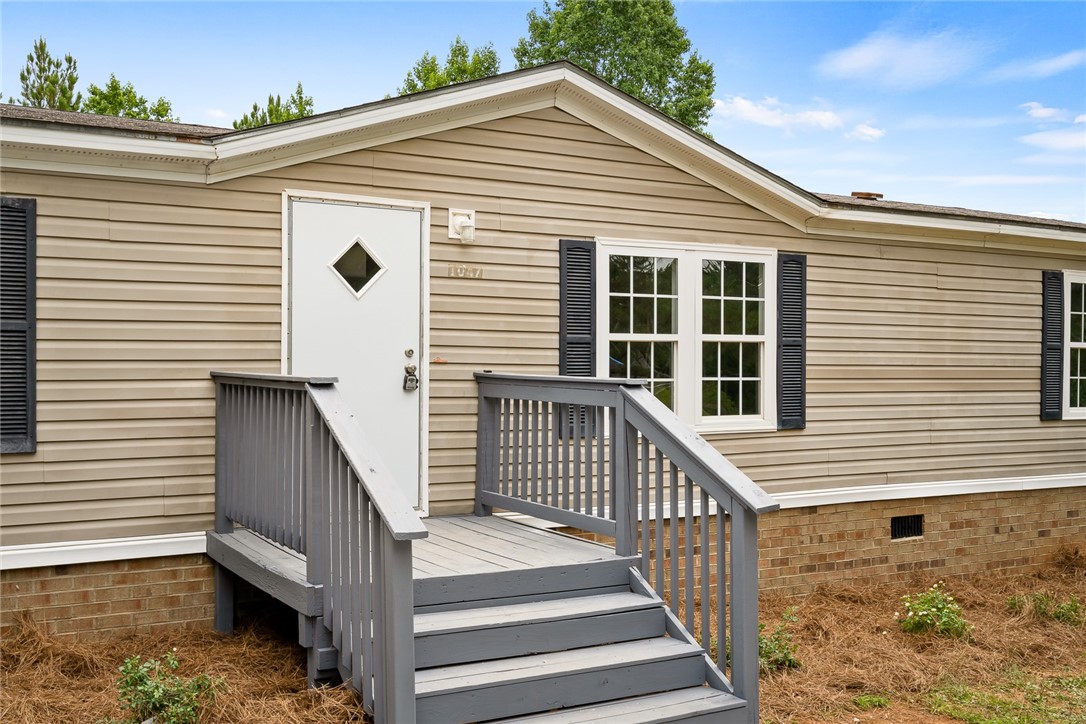1047 Erskine Road Anderson, SC 29621 - Photo 5 of 28