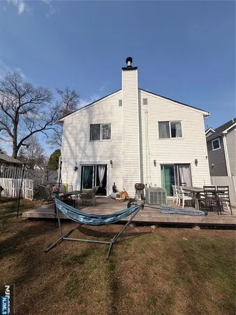 $4,300 | 170 Manhattan Avenue, Teaneck, NJ 07666