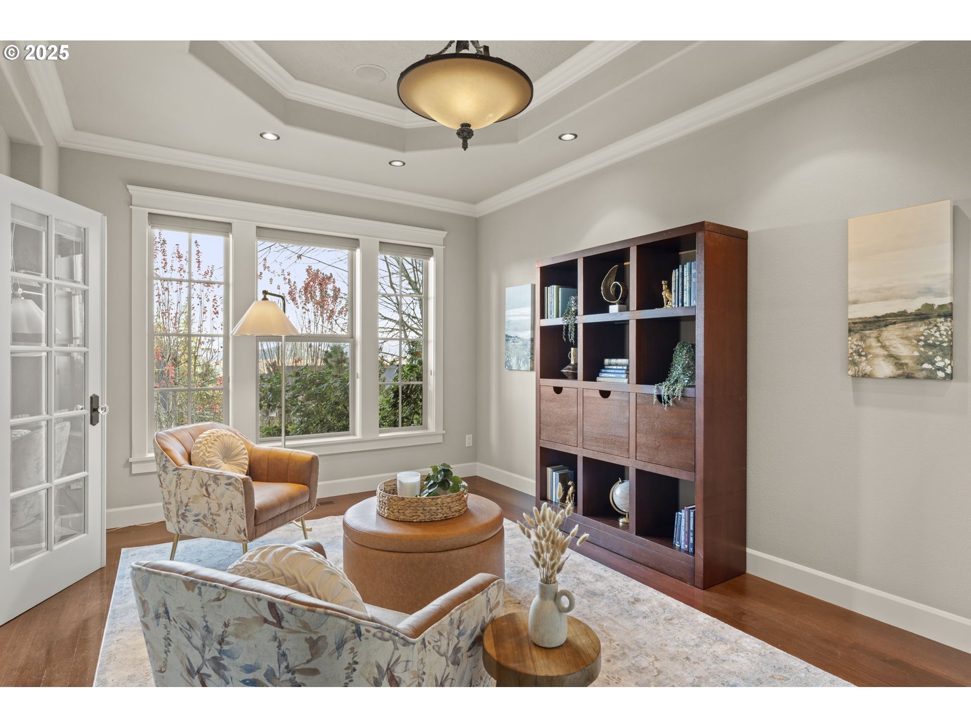6035 Fernhill Loop Springfield, OR 97478 - Photo 26 of 48 a living room with furniture and a floor to ceiling window