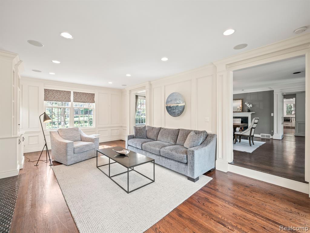 950 Waddington Road Bloomfield Hills, MI 48301 - Photo 22 of 60