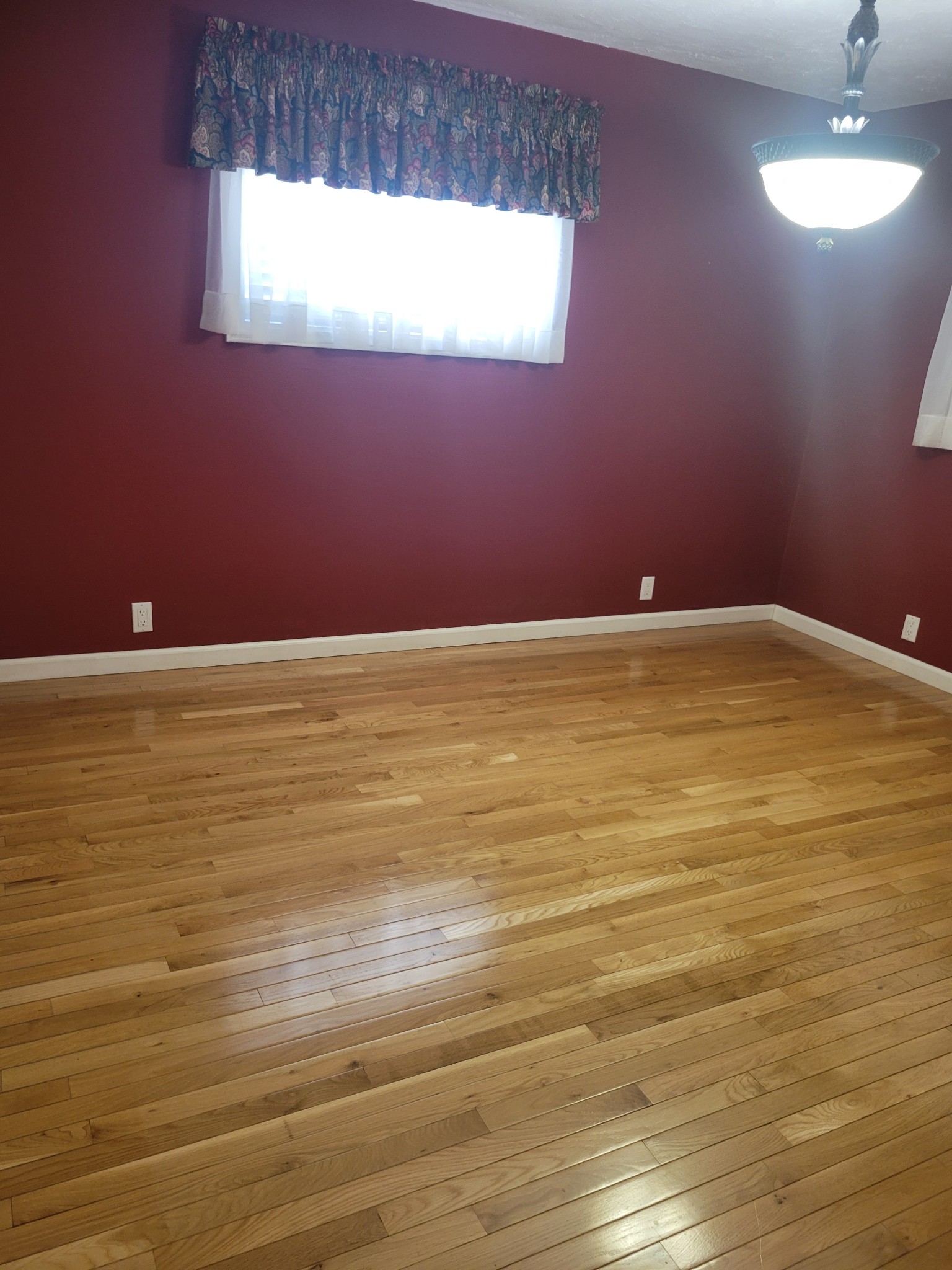 112 Lankford Road Paris, TN 38242 - Photo 13 of 16 Gallery Image 13