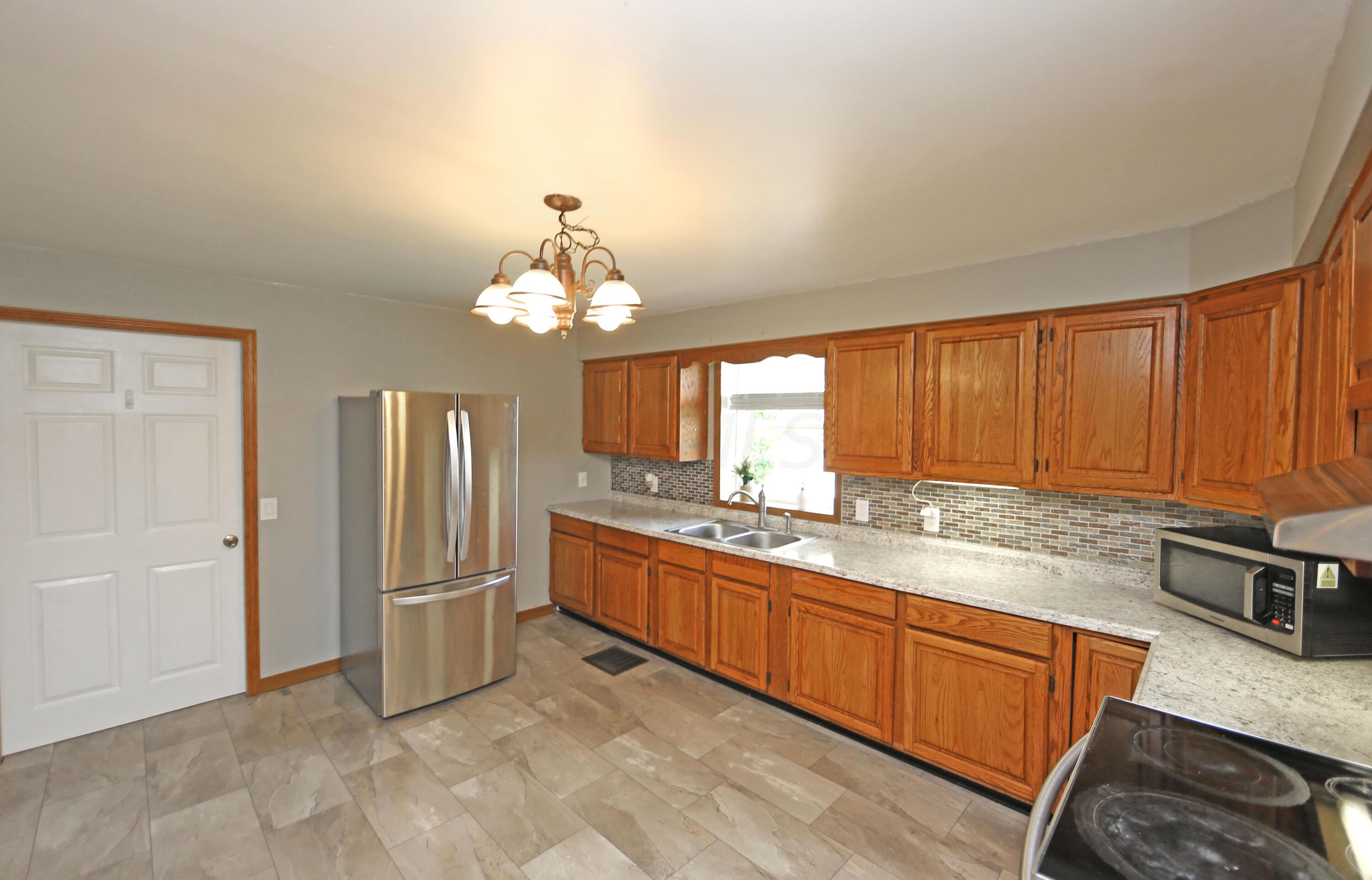 15685 Wooster Road Mount Vernon, OH 43050 - Photo 14 of 33 IMG_6981