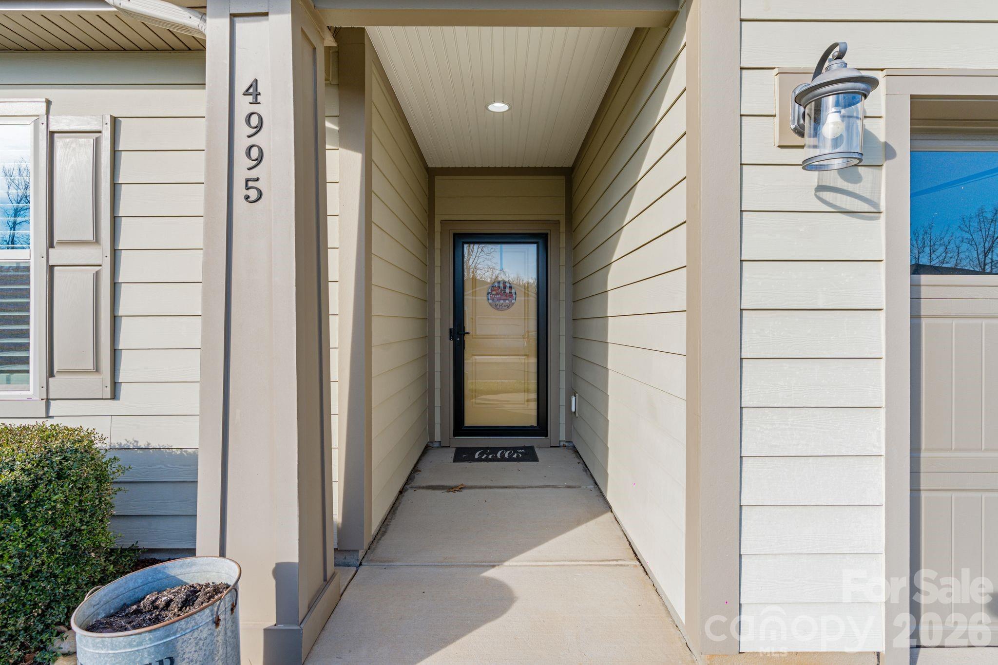 4995 Looking Glass Trail Denver, NC 28037 - Photo 5 of 46 a view of entryway