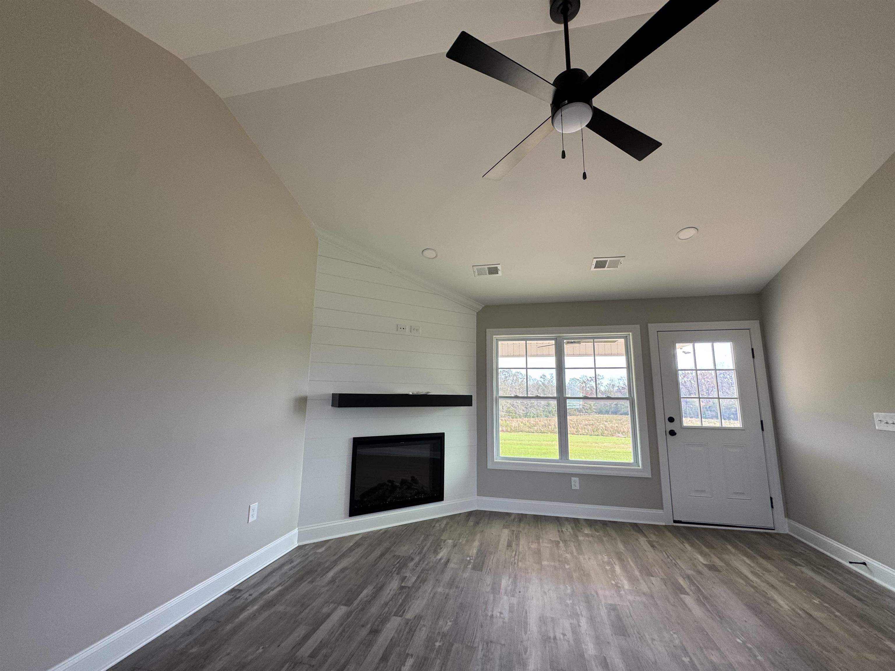 1450 Oak Ridge Road Gaffney, SC 29341 - Photo 3 of 21