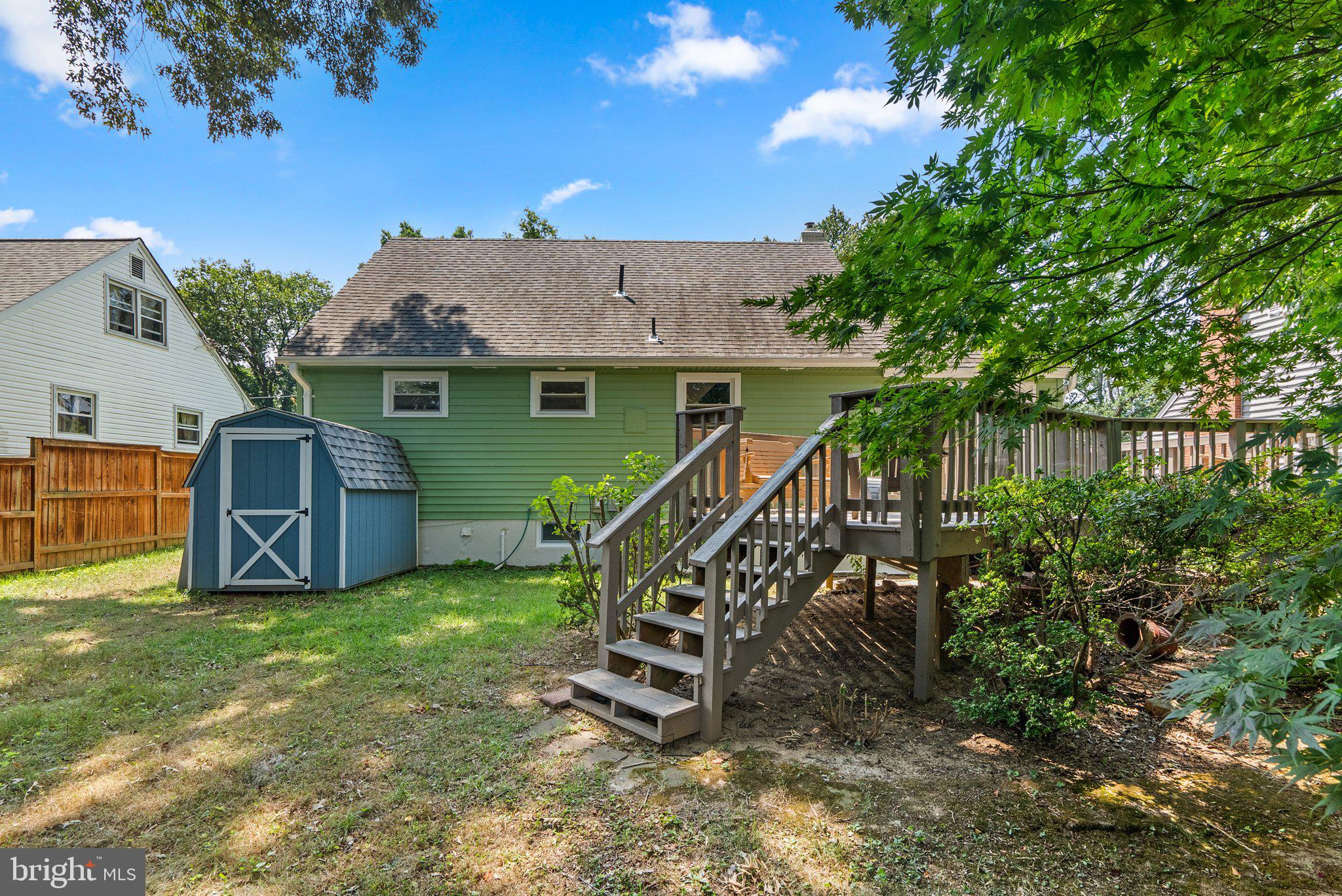911 Kerwin Road Silver Spring, MD 20901 - Photo 40 of 54 Private fenced backyard