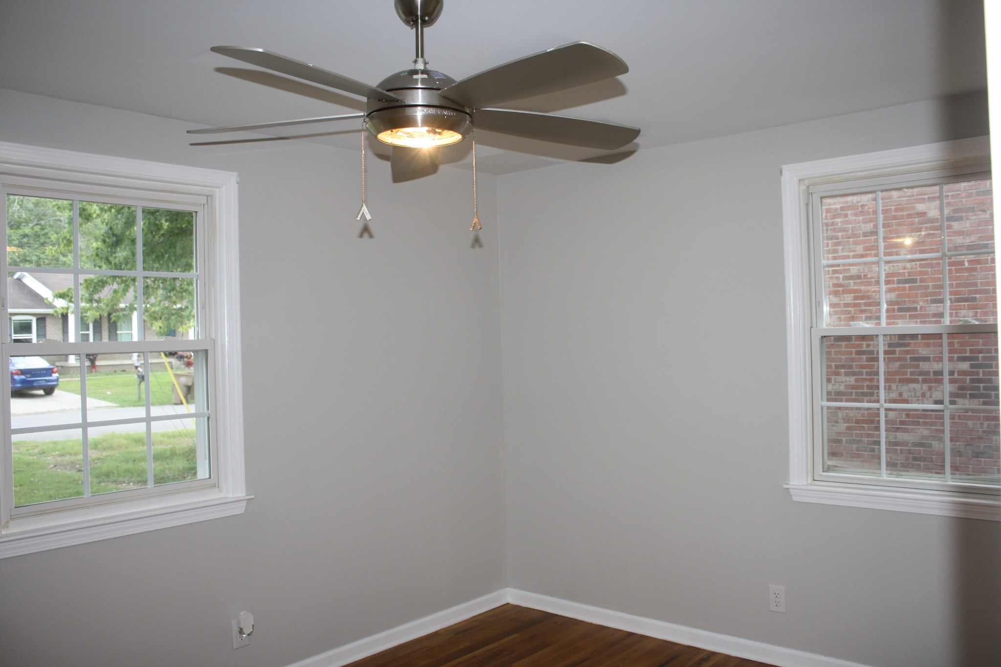 36 Benzing Road Antioch, TN 37013 - Photo 13 of 39 an empty room with a window