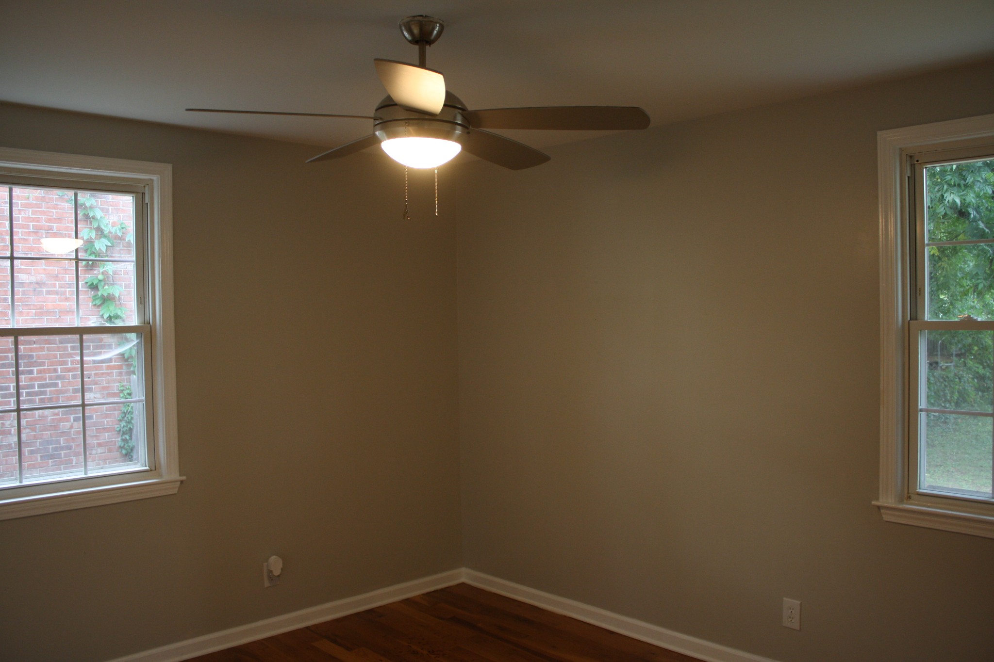 36 Benzing Road Antioch, TN 37013 - Photo 16 of 39 an empty room with a window