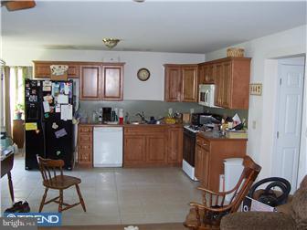 1028 Crest Road Leesport, PA 19533 - Photo 4 of 9 Gallery Image 4