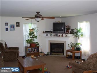 1028 Crest Road Leesport, PA 19533 - Photo 6 of 9 Gallery Image 6