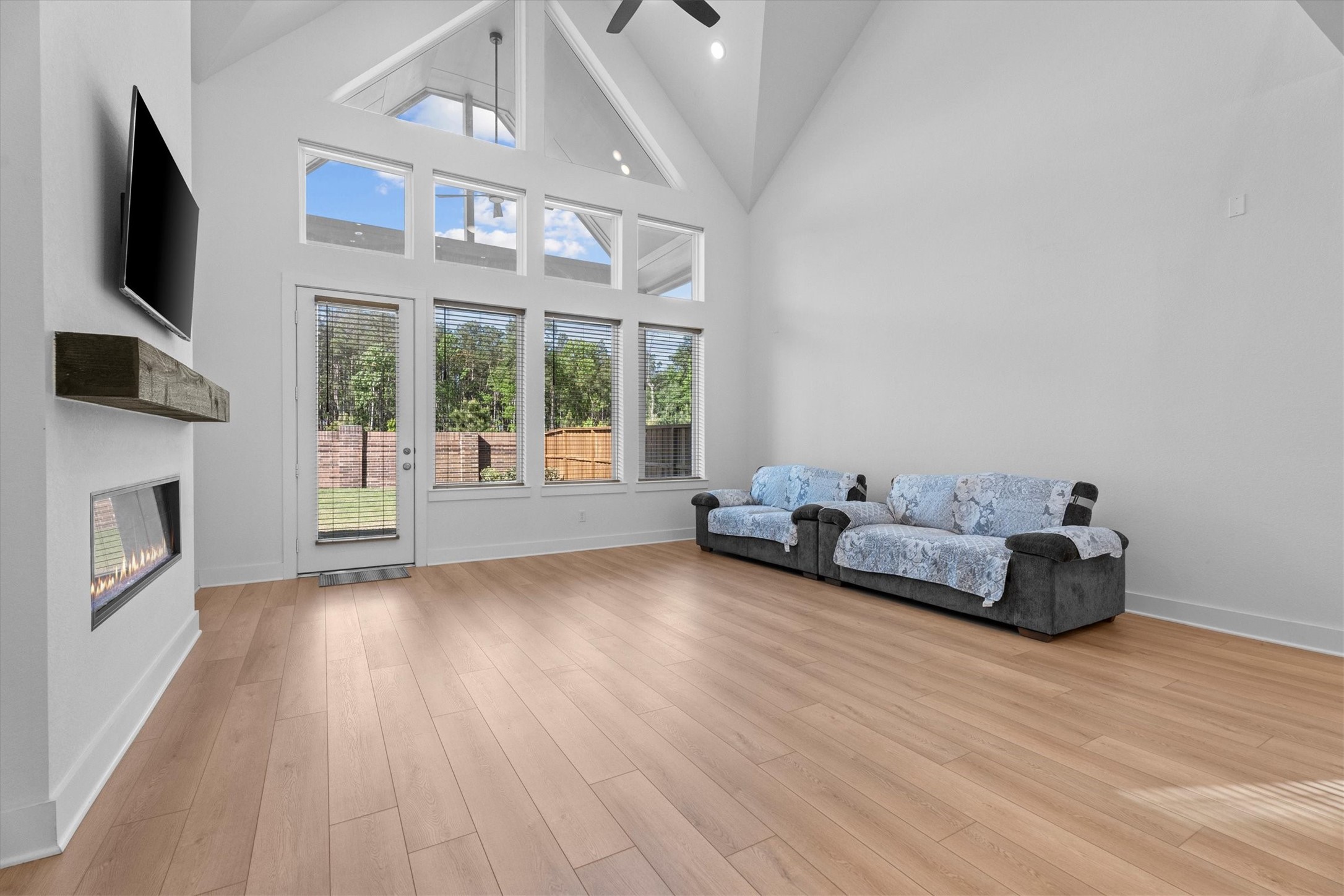 5030 Vly Wind Court Spring, TX 77386 - Photo 14 of 36 High ceilings, lots of natural light in the living area.