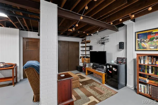 $379,900 | 6753 Oleatha Avenue, St. Louis, MO 63139