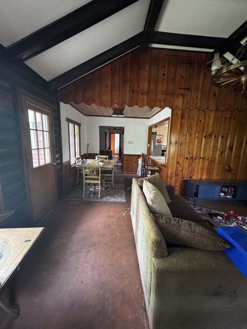 409 Ski Hill Road Fox River Grove, IL 60021 - Photo 6 of 40