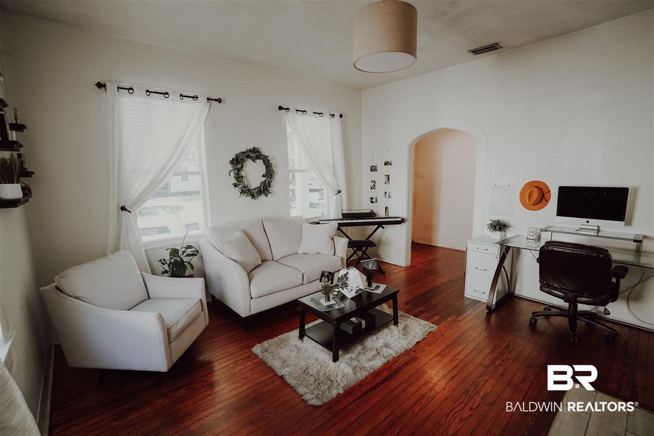 1006 Old Shell Road Mobile, AL 36604 - Photo 8 of 35