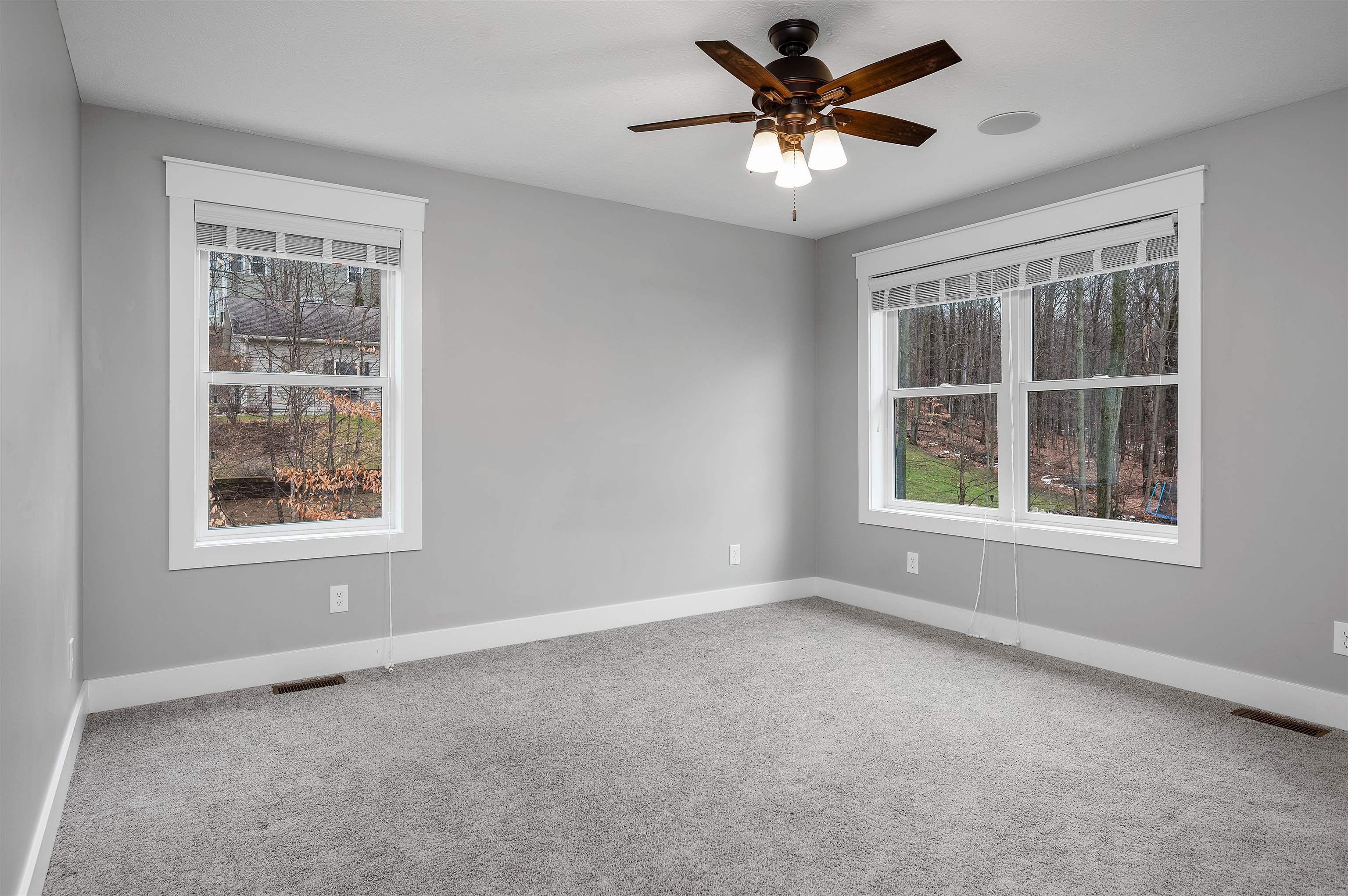 552 Napolean Way Traverse City, MI 49696 - Photo 31 of 75 1929844-5aa62079-55a0-4be5-882c-3b64897ad3c3.JPG