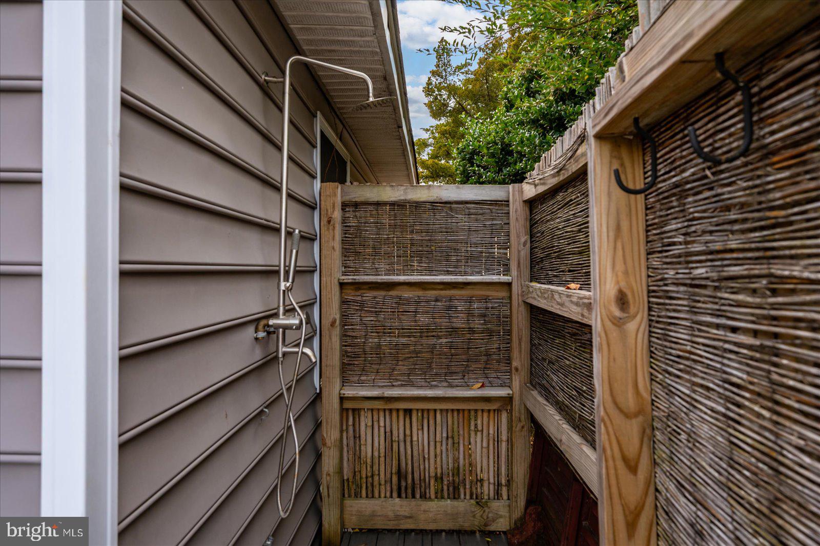 10428 Exeter Road Ocean City, MD 21842 - Photo 39 of 56 a view of balcony
