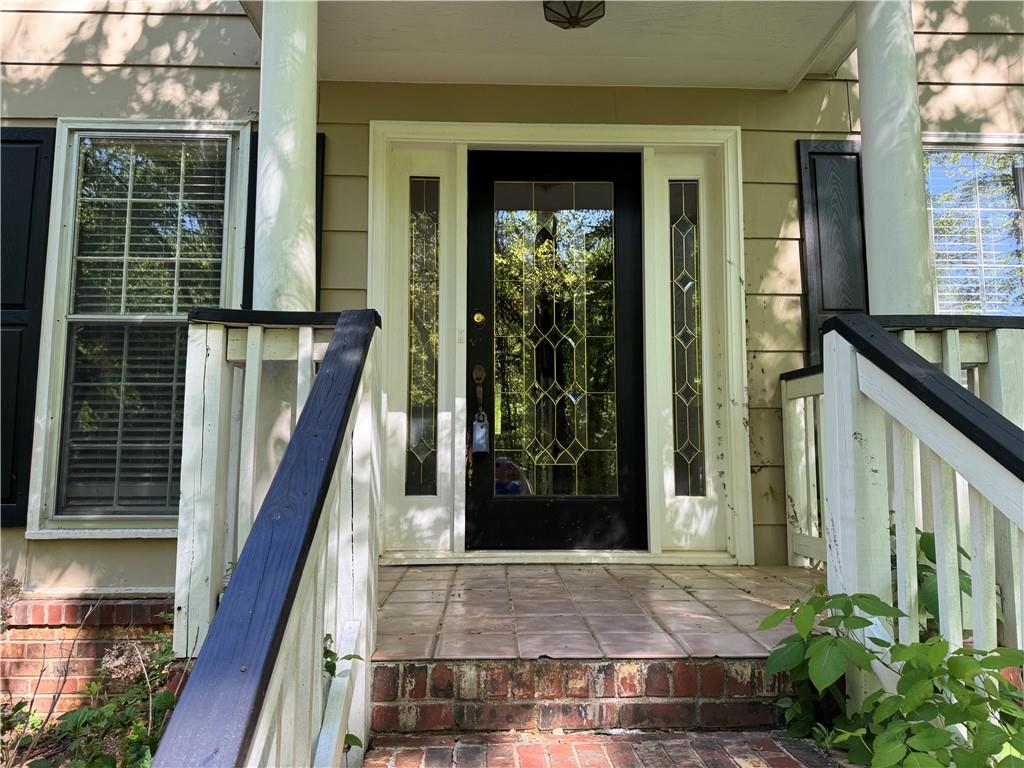 325 Ranchette Road Alpharetta, GA 30004 - Photo 2 of 26