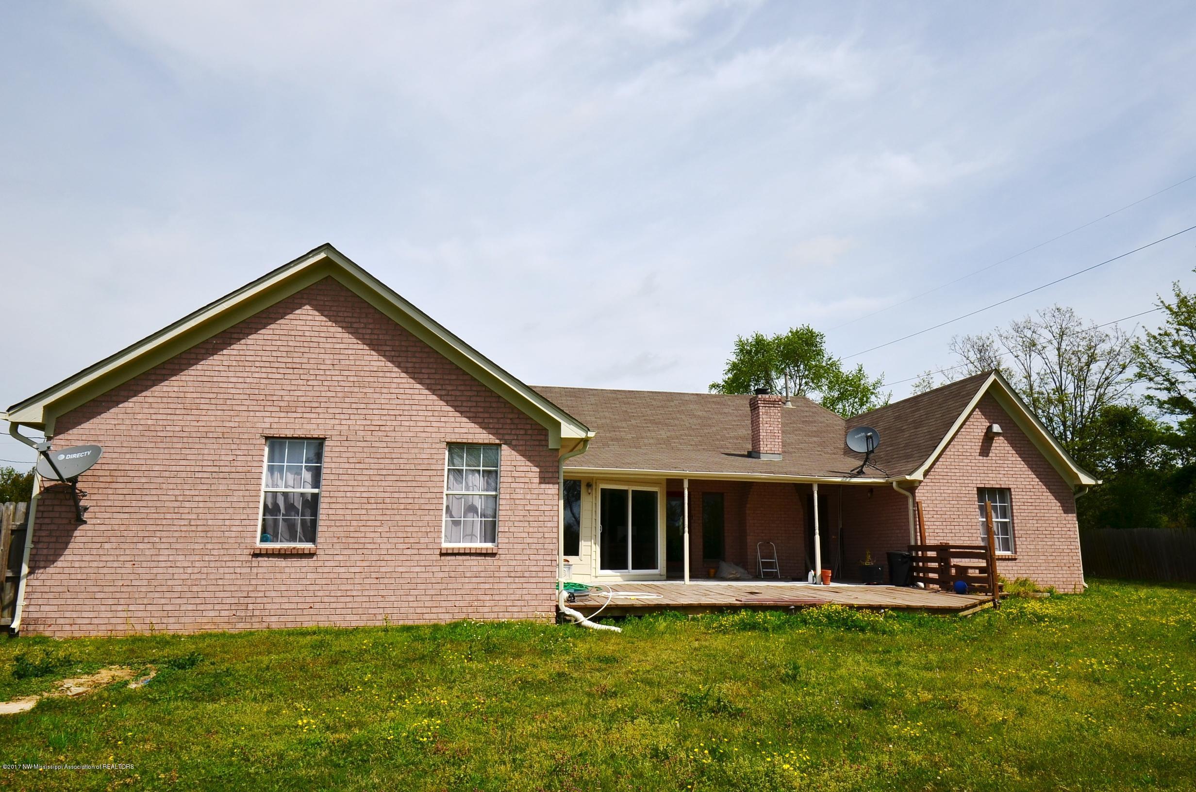10671 Stark Acres Road Olive Branch, MS 38654 - Photo 24 of 30 BackofHome