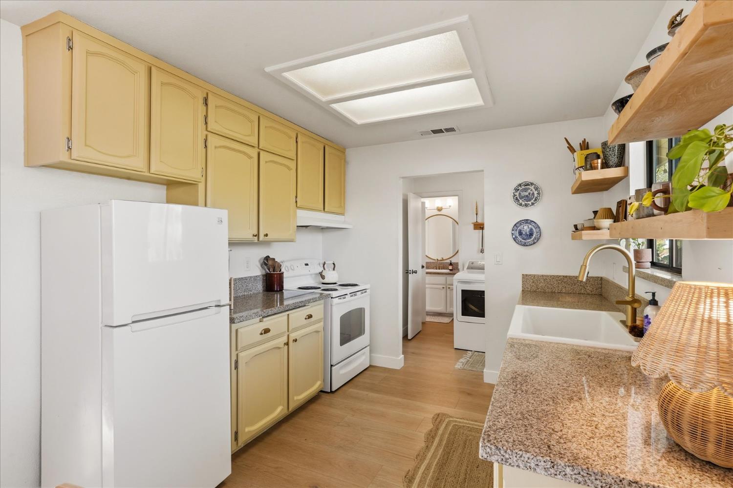 28924 Limestone Way Coarsegold, CA 93614 - Photo 13 of 39