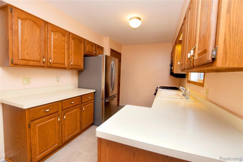 10490 East Brooks Road Lennon, MI 48449 - Photo 5 of 16