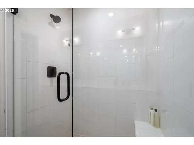 $700,000 | 260 Bald Eagle Road, Ariel, WA 98603