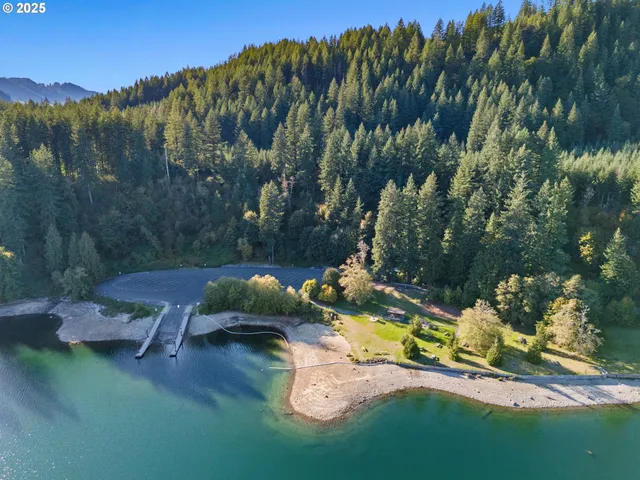 $700,000 | 260 Bald Eagle Road, Ariel, WA 98603