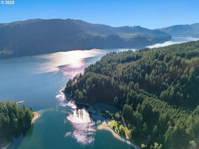 $700,000 | 260 Bald Eagle Road, Ariel, WA 98603