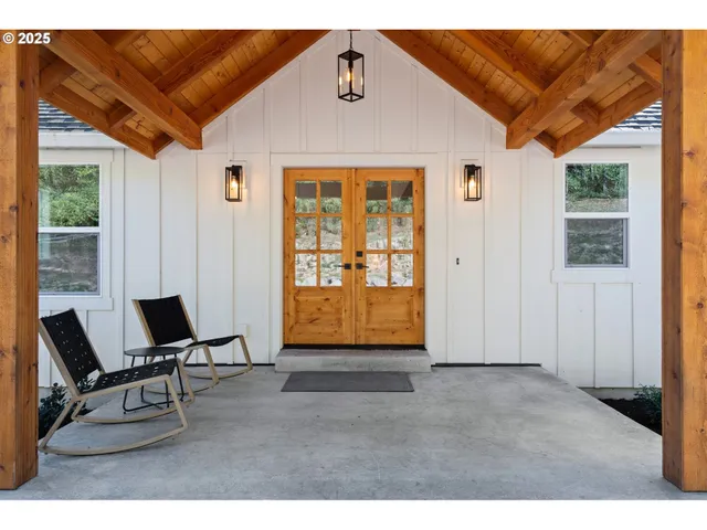 $700,000 | 260 Bald Eagle Road, Ariel, WA 98603