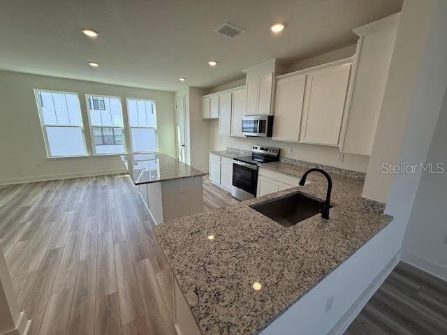 15226 Groveside Road Winter Garden, FL 34787 - Photo 7 of 27