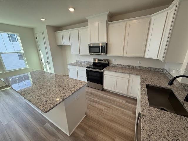 15226 Groveside Road Winter Garden, FL 34787 - Photo 8 of 27